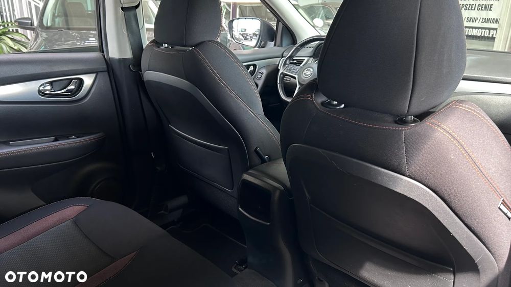 Nissan Qashqai 1.3 DIG-T Tekna EU6d - 16