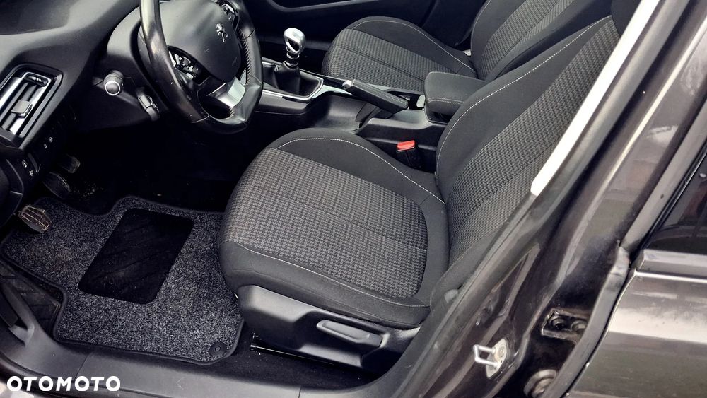 Peugeot 308 BlueHDi 120 Stop & Start Business-Line - 17