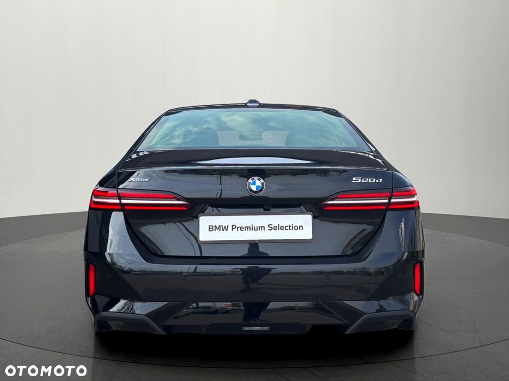 BMW Seria 5 520d xDrive mHEV M Sport - 4