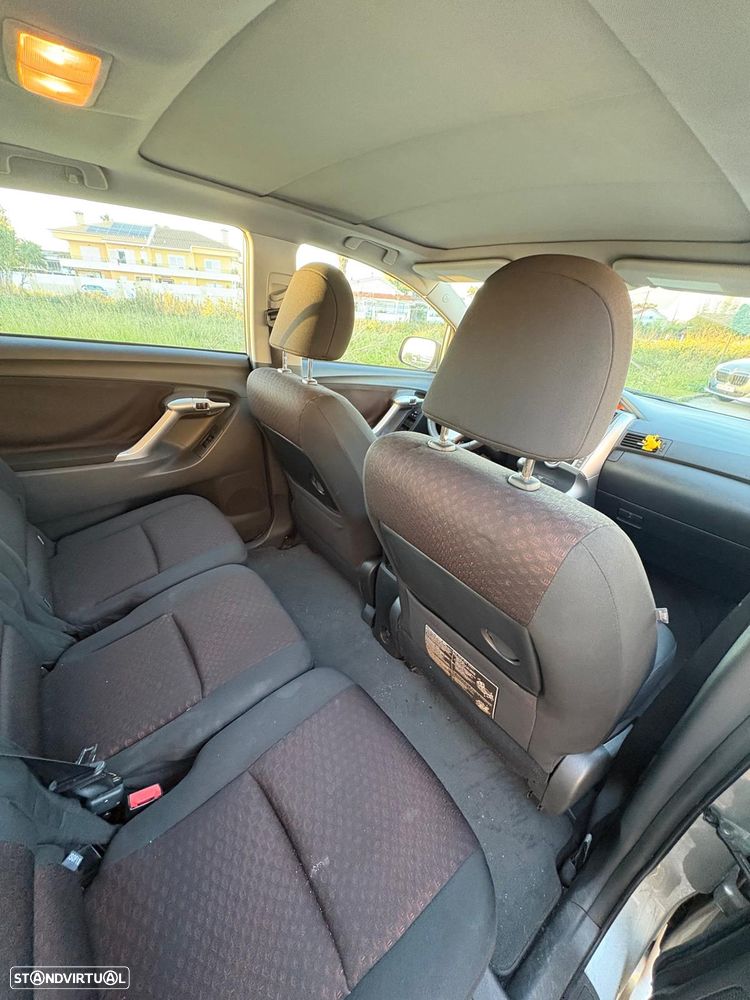 Toyota Verso 2.0 D-4D Energy - 10