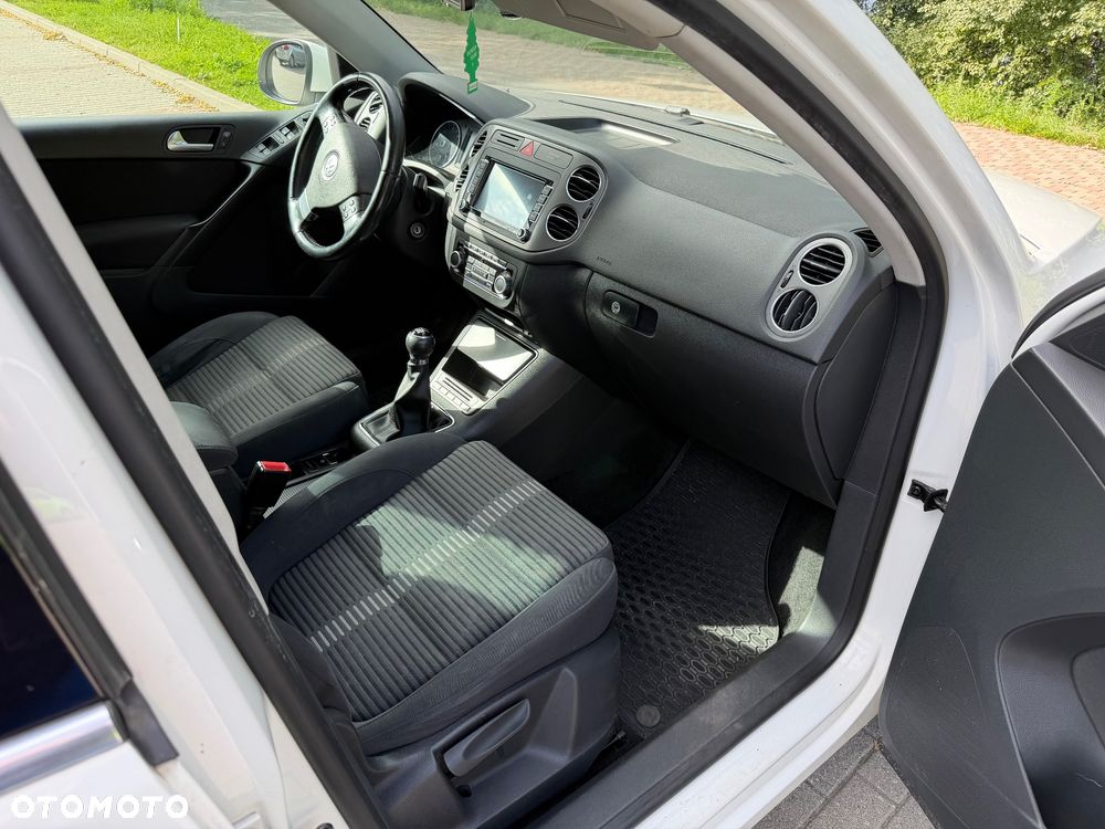 Volkswagen Tiguan - 7