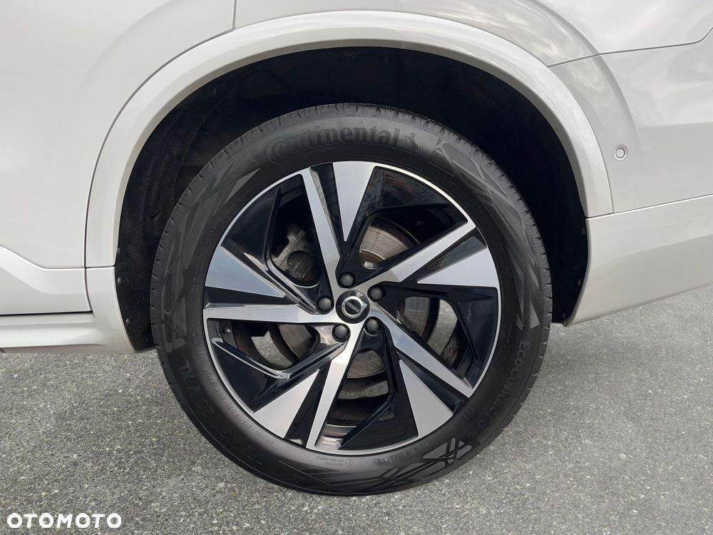 Volvo XC 90 - 21