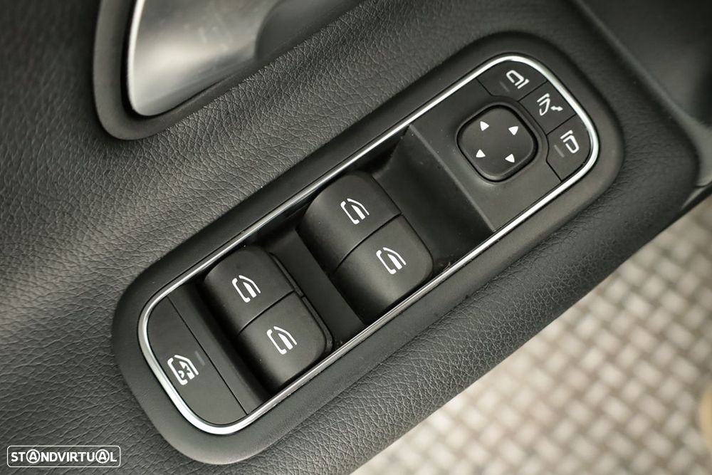 Mercedes-Benz A 200 Standard - 20