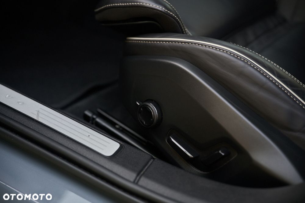 Volvo V60 2022