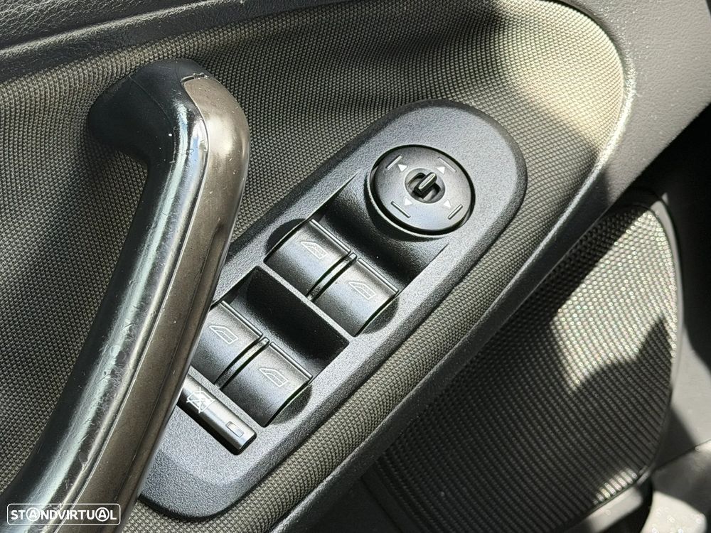 Ford S-Max 1.8 TDCi Titanium 7L - 15