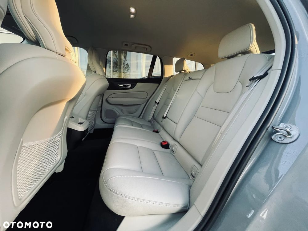 Volvo V60 - 22