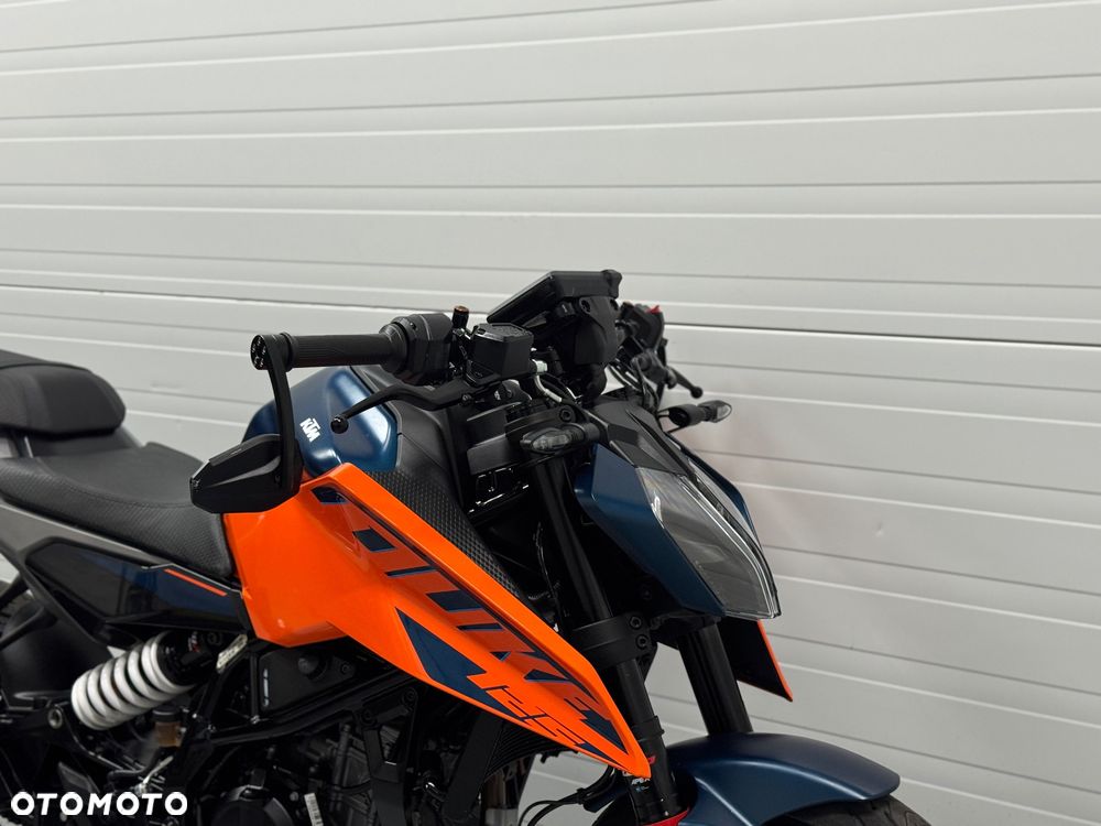 KTM Duke - 10