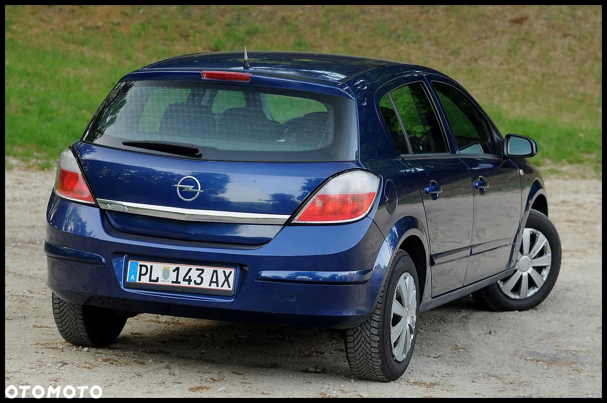 Opel Astra - 16