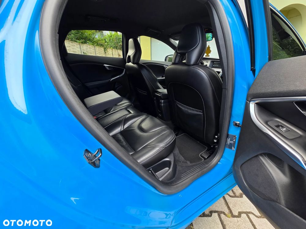 Volvo V40 2013