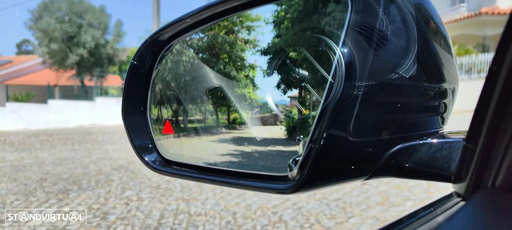 Mercedes-Benz E 220 d T 9G-TRONIC AMG Line - 16