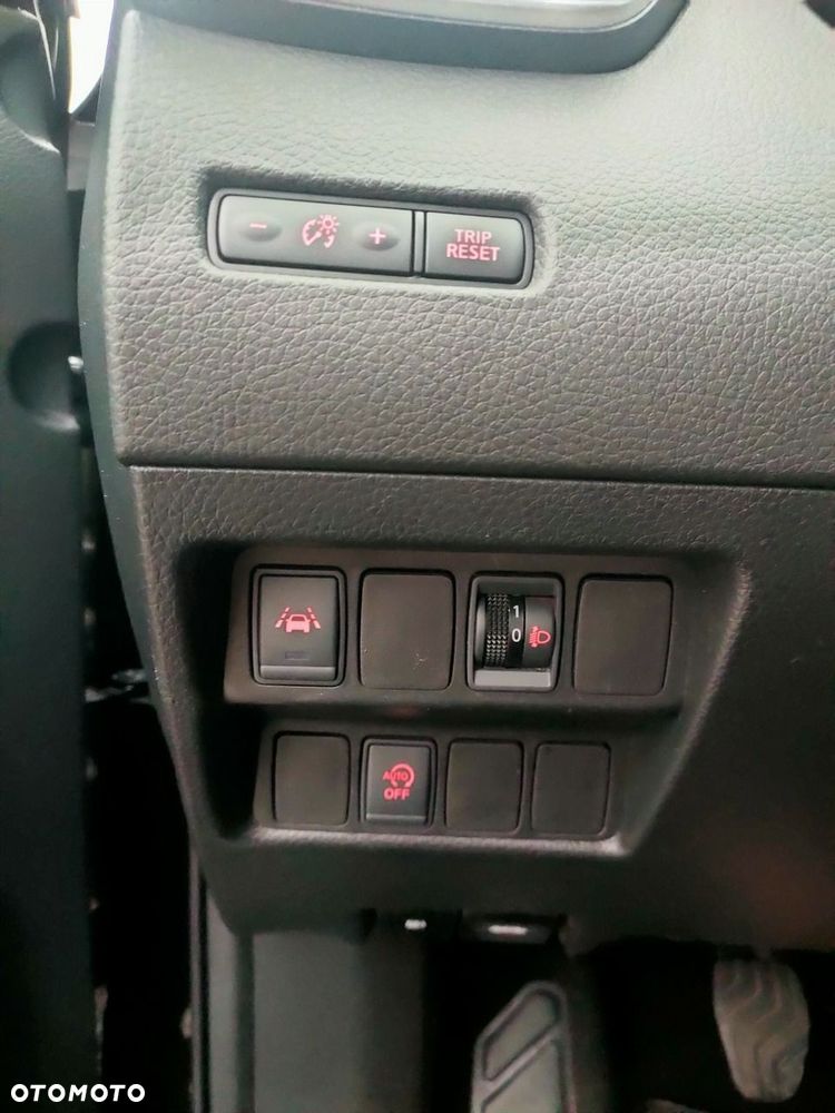 Nissan Qashqai - 30