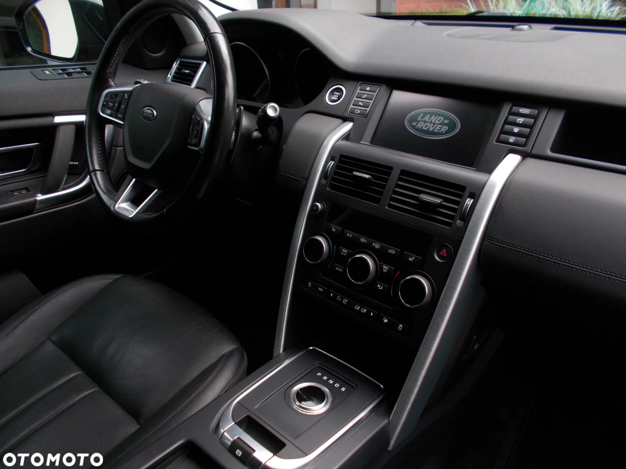 Land Rover Discovery Sport 2.0 Si4 HSE Luxury - 4