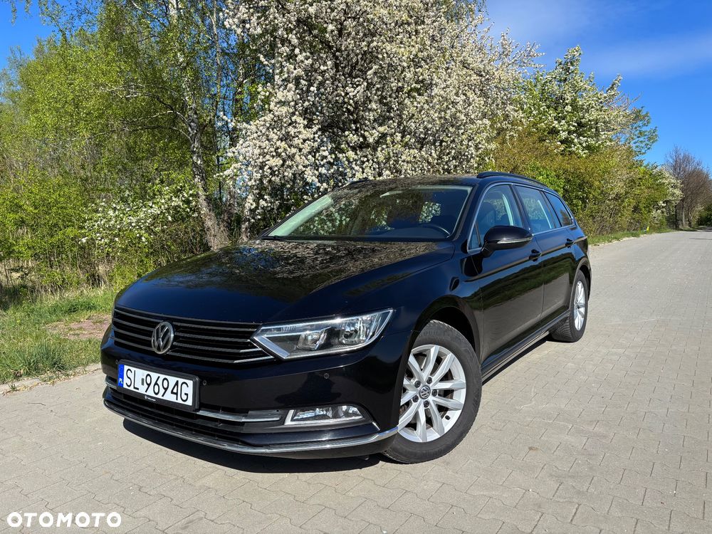 Volkswagen Passat 2.0 TDI SCR Comfortline - 1