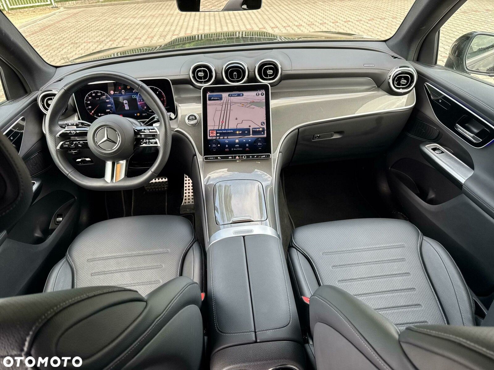 Mercedes-Benz GLC - 17
