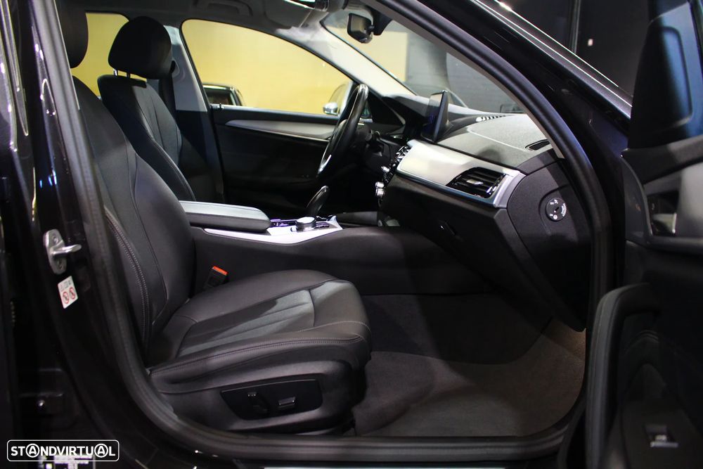 BMW 520 d Auto - 14