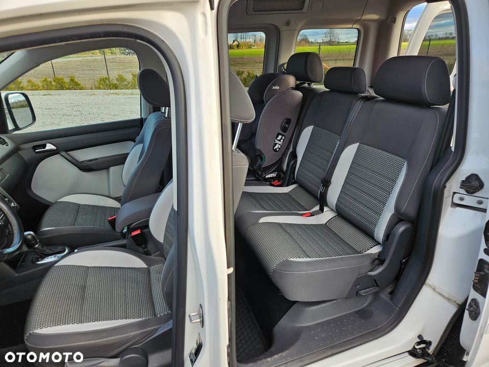 Volkswagen Caddy Cross Trendline 4Motion DSG - 23