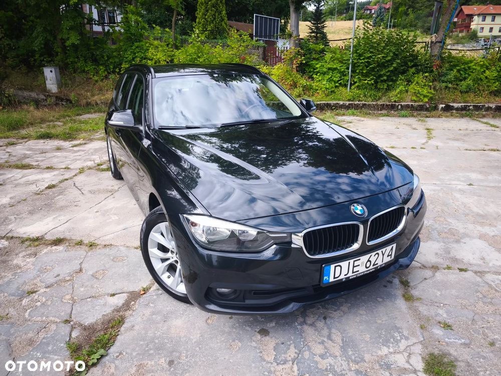 BMW 3 Series 2016 photo 2
