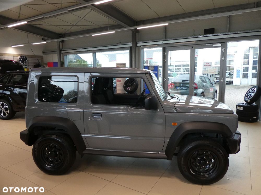 Suzuki Jimny 1.5 Pro - 6