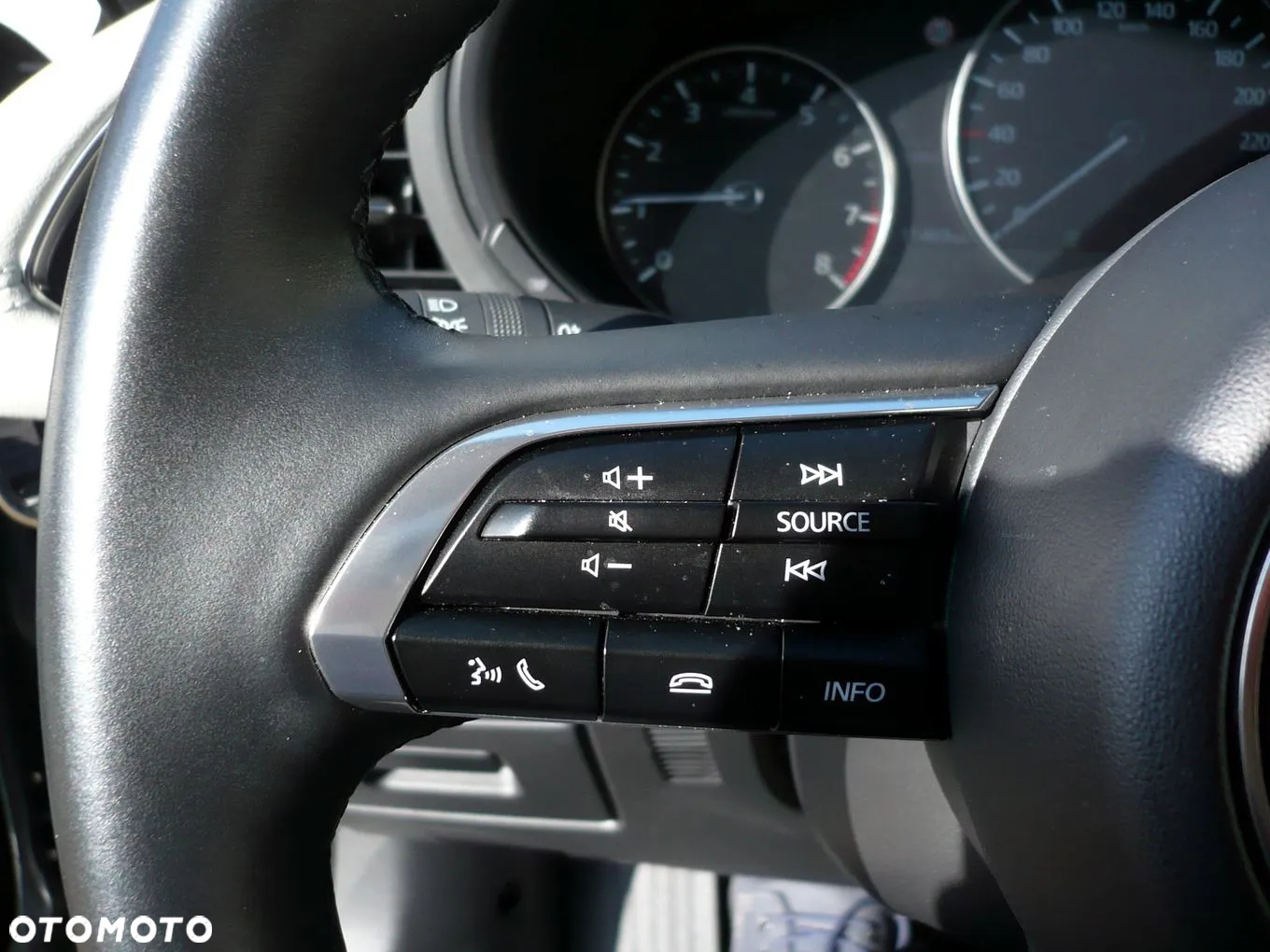 Mazda 3 - 12