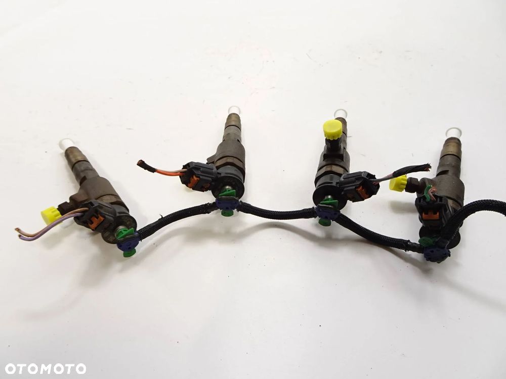wtryskiwacze kpl. citroen c4 cactus 1.6 blue hdi 0445110566 - 3