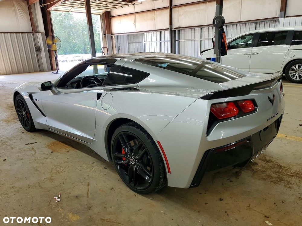 Chevrolet Corvette Stingray 2LT 6.2 V8 Automatik - 3