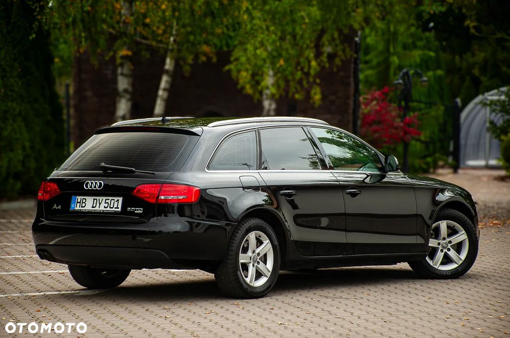 Audi A4 Avant 2.0 TDI DPF quattro Ambition - 15