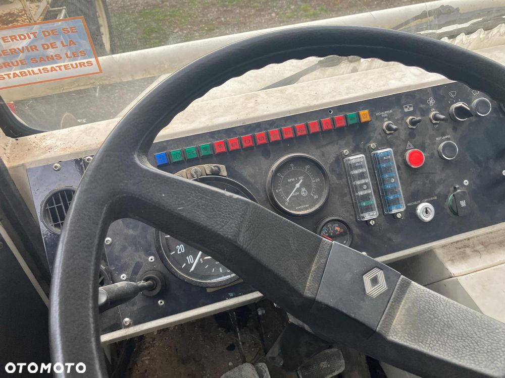 Renault BRIMONT 4X4X4 - 9