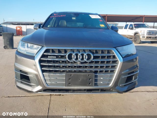 Audi Q7 - 7