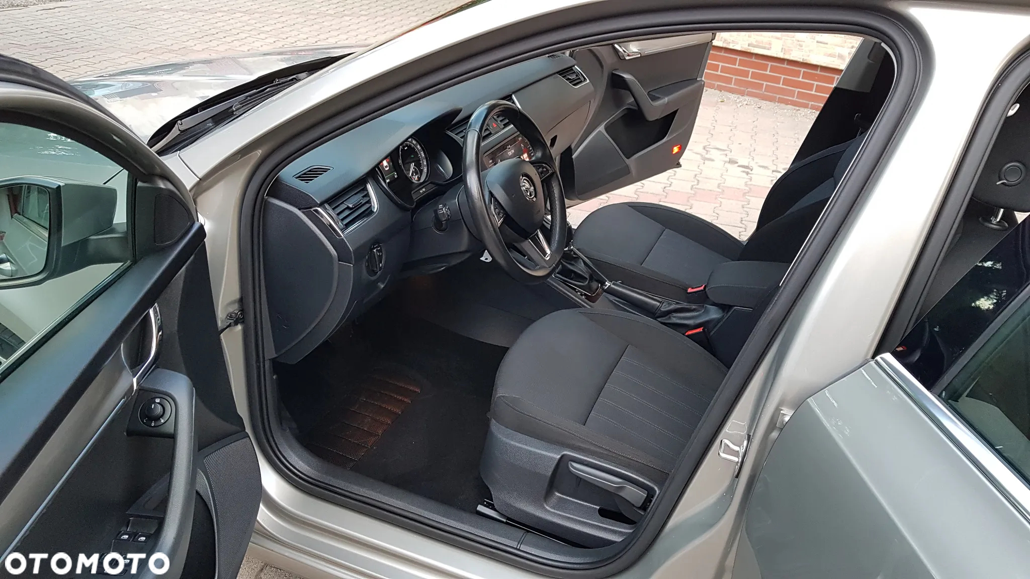 Skoda Octavia 1.5 TSI ACT Ambition DSG - 9