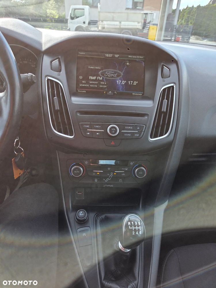 Ford Focus - 22