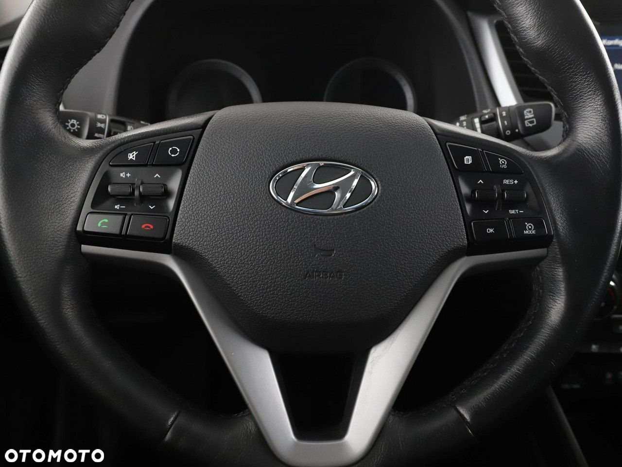 Hyundai Tucson 2.0 CRDi 4WD Automatik Premium - 22