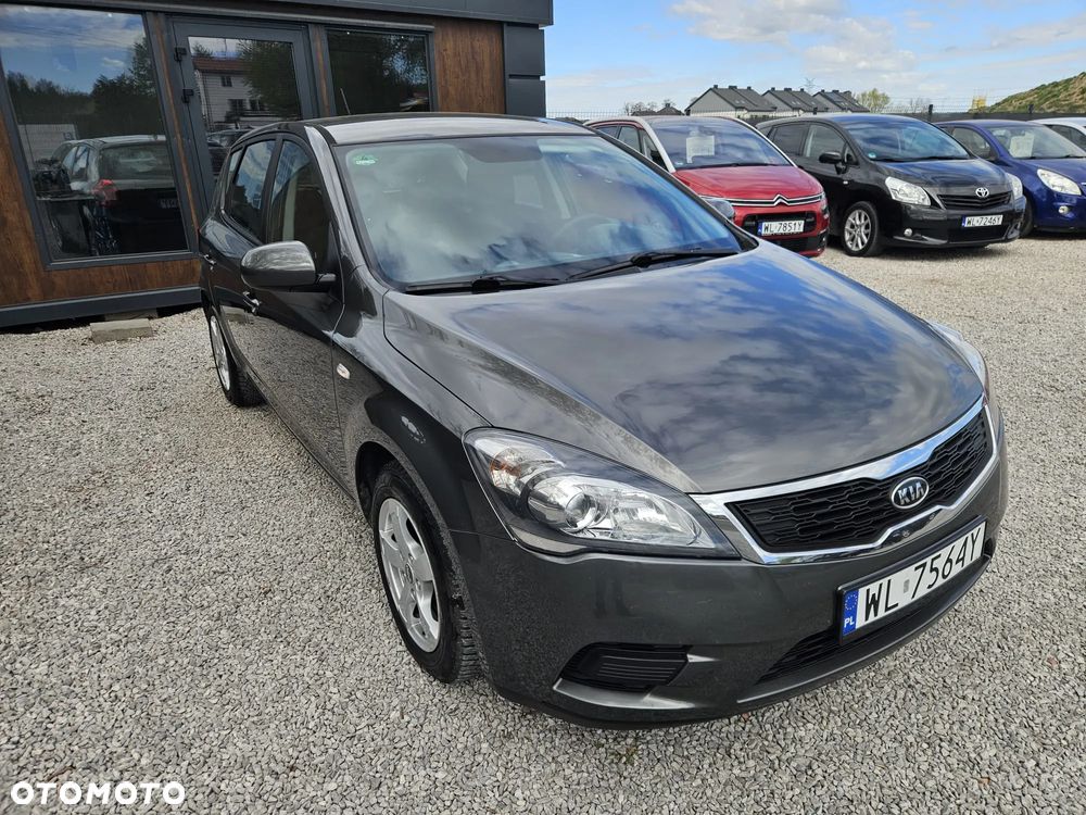 Kia Ceed 1.4 CVVT Spirit - 10