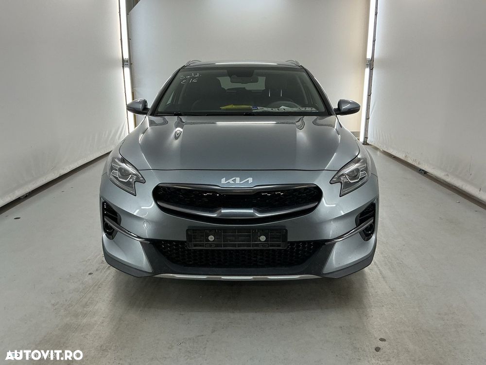 Kia XCeed - 4