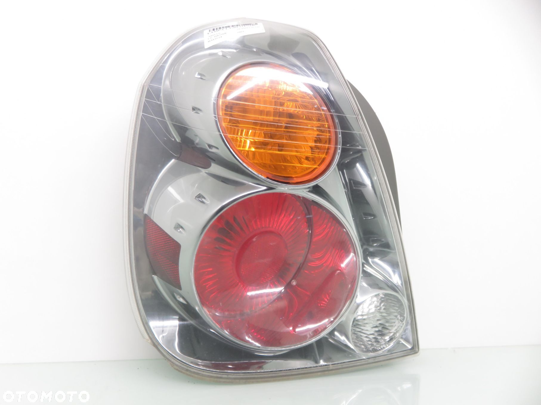 LAMPA LEWA TYLNA NISSAN ALTIMA L31 935300 - 1