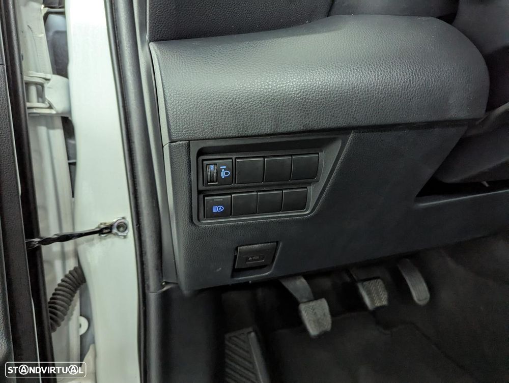 Toyota Yaris 1.5 VVT-i Comfort - 25