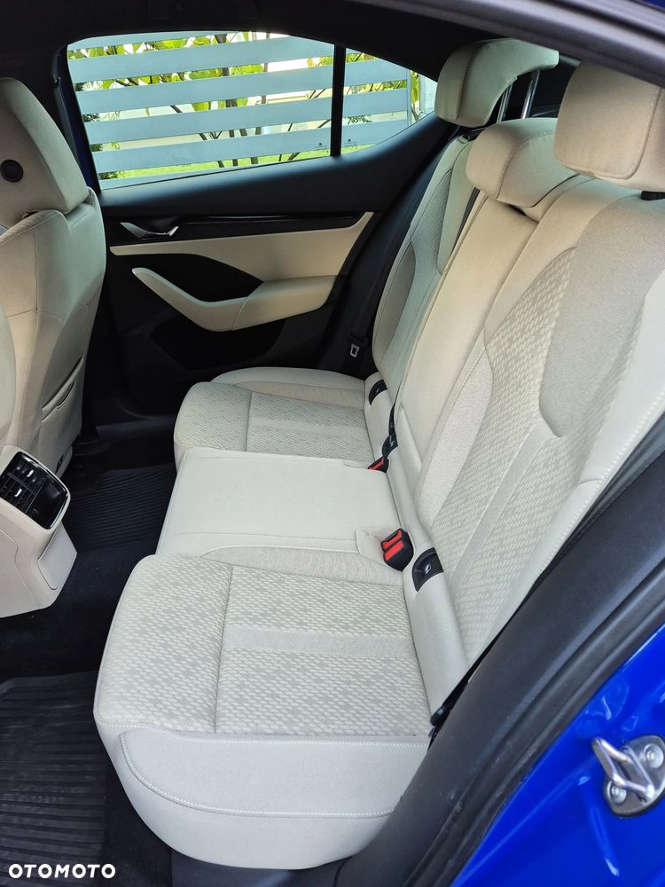 Skoda Octavia 1.5 TSI ACT Style - 9