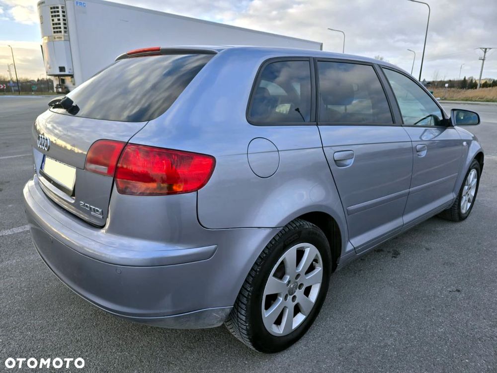 Audi A3 Sportback 2.0 TDI quattro Attraction - 10