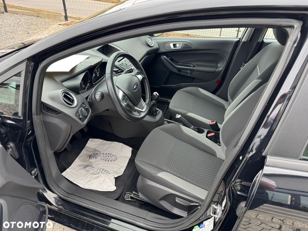Ford Fiesta - 11