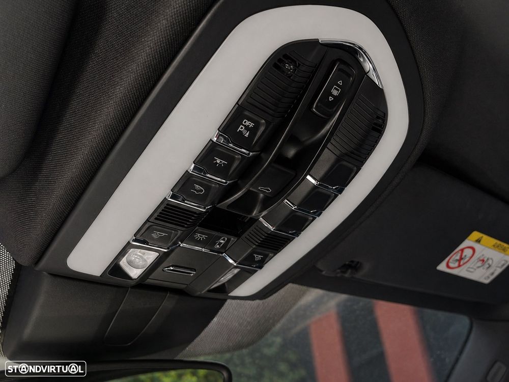 Porsche Cayenne S E-Hybrid Platinum Edition - 26
