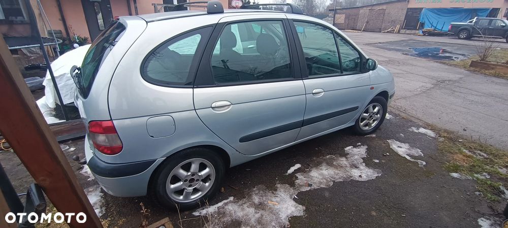 Renault Scenic 2.0 16V Alize - 3