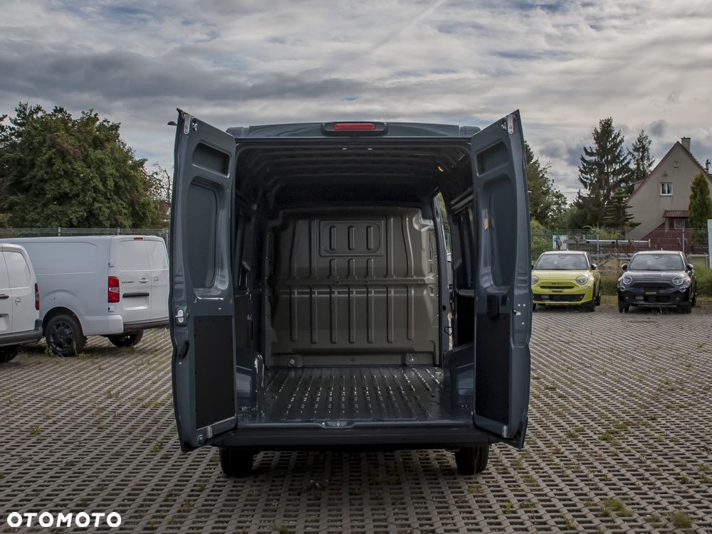 Fiat FIAT DUCATO SERIA 2 STOCK MY25.5 Ducato Maxi Furgon L4H2 3,5T Diesel 140KM Manual - 11