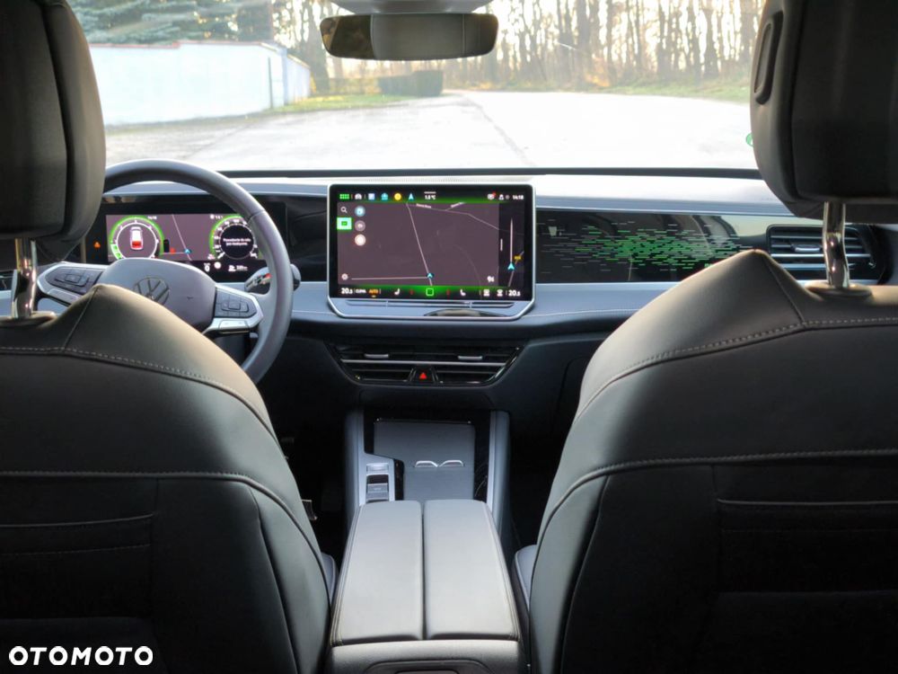 Volkswagen Passat 2.0 TDI SCR DSG Elegance - 38