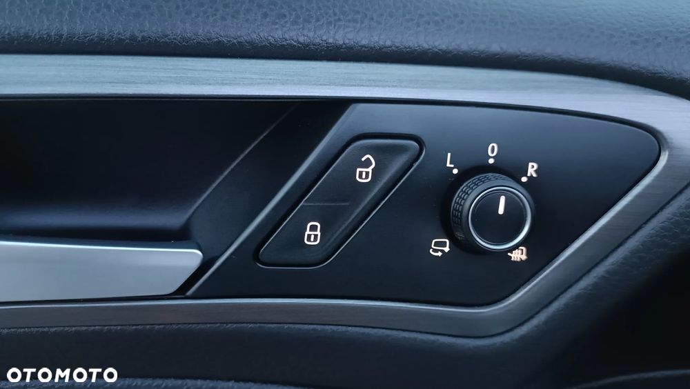 Volkswagen Golf - 15