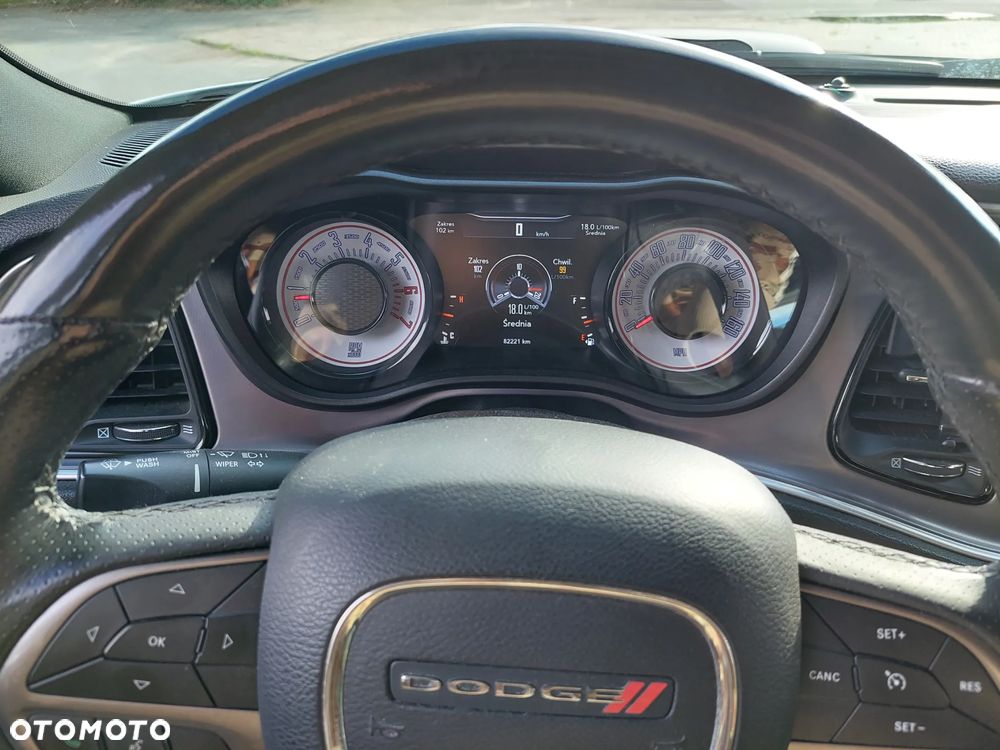 Dodge Challenger - 3