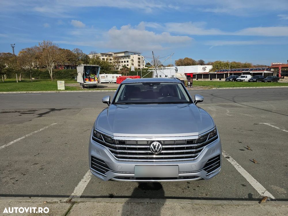 Volkswagen Touareg V6 TDI Elegance - 3
