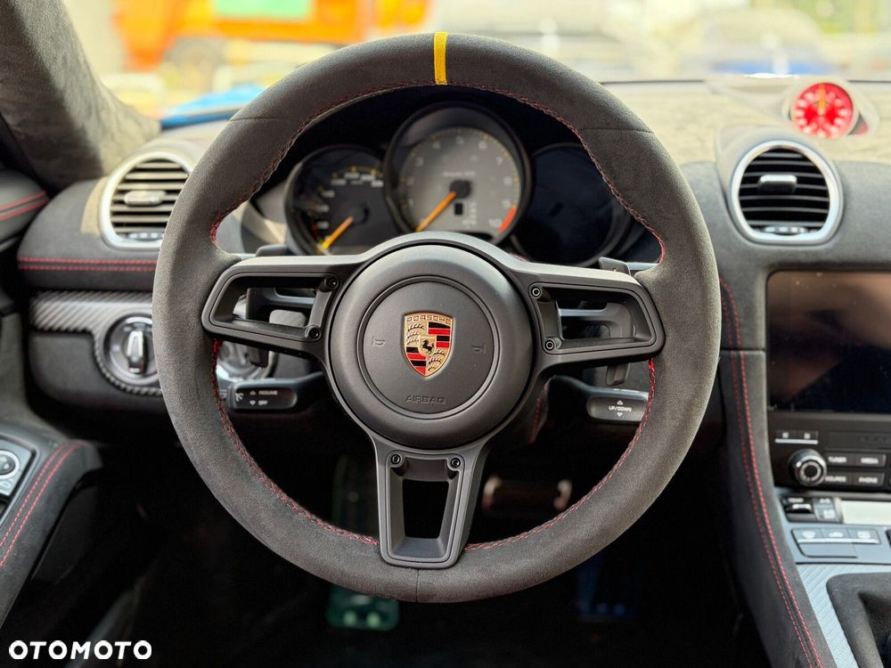 Porsche 718 Spyder - 20