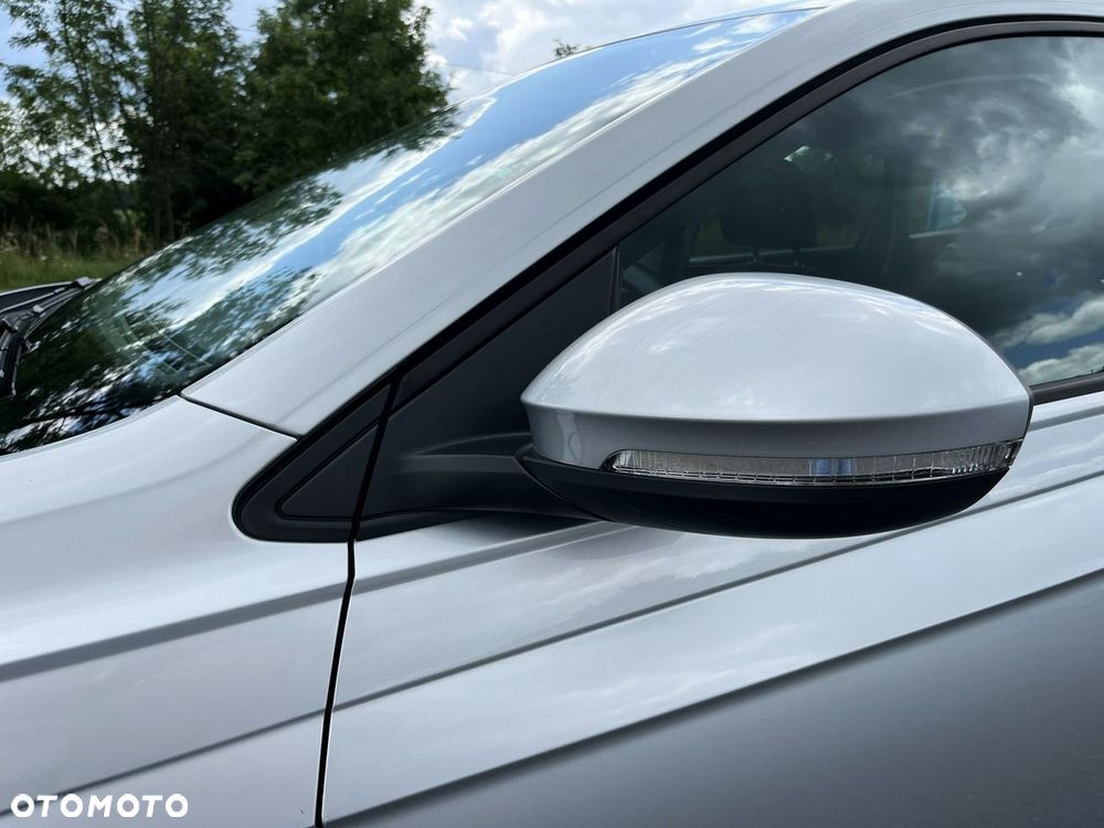 Volkswagen Taigo - 30