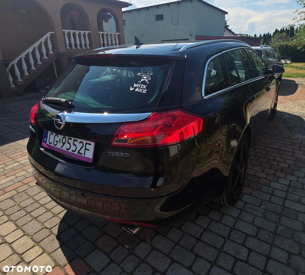 Opel Insignia 2.0 T Cosmo - 3