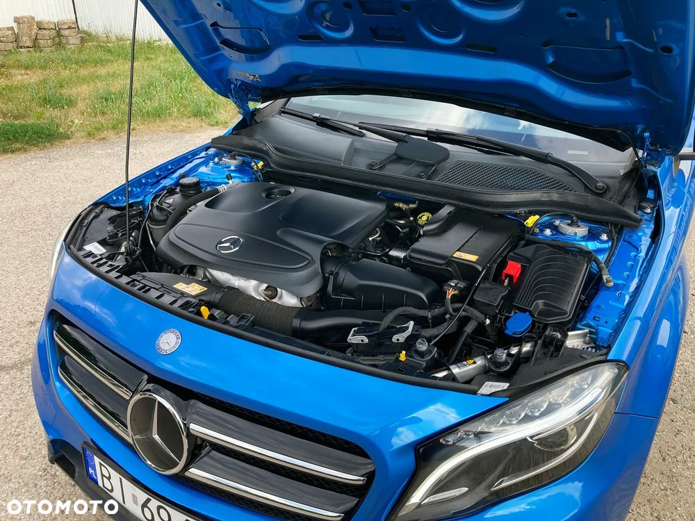 Mercedes-Benz GLA 250 7G-DCT AMG Line - 3