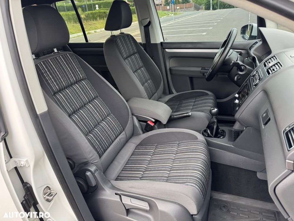Volkswagen Touran Cross 1.6 TDI - 6